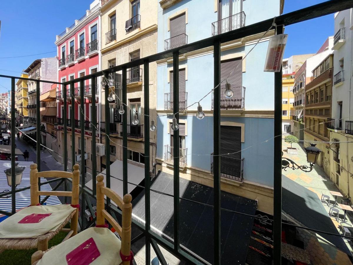 Apartamento Con Mucho Encanto En Pleno Centro Alicante Exteriér fotografie